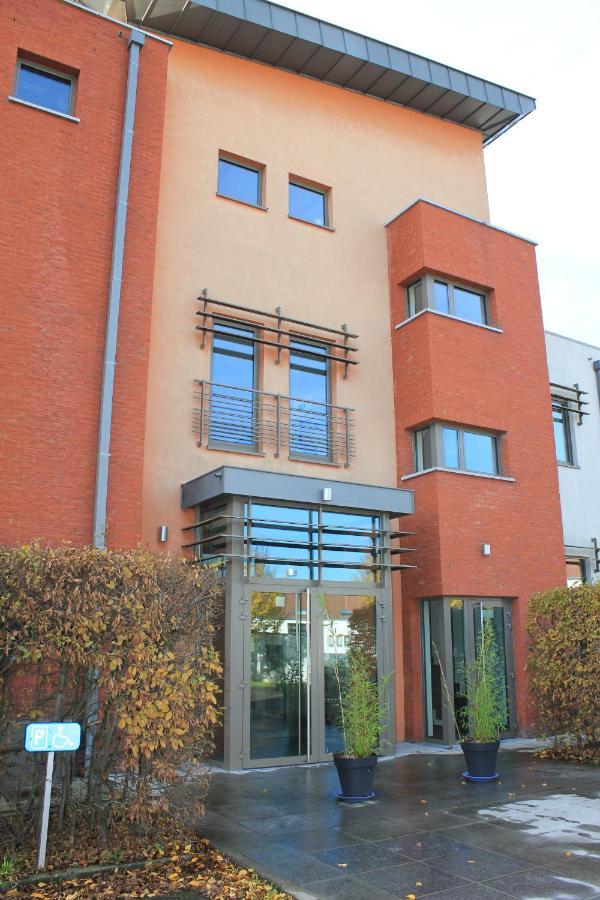 Mondo Hotel Tubize Exterior foto